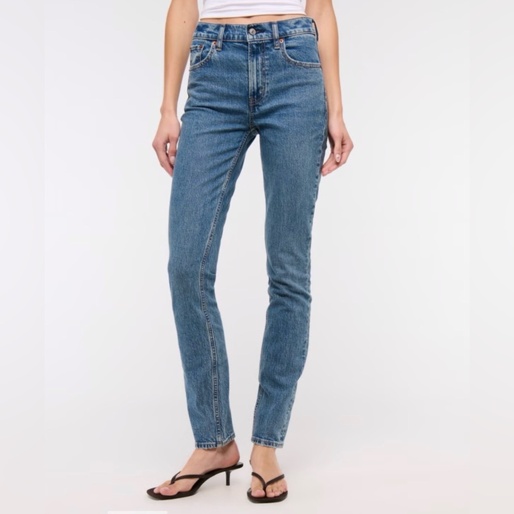 Abercrombie & Fitch  Blue High-Rise Jeans 27 Long